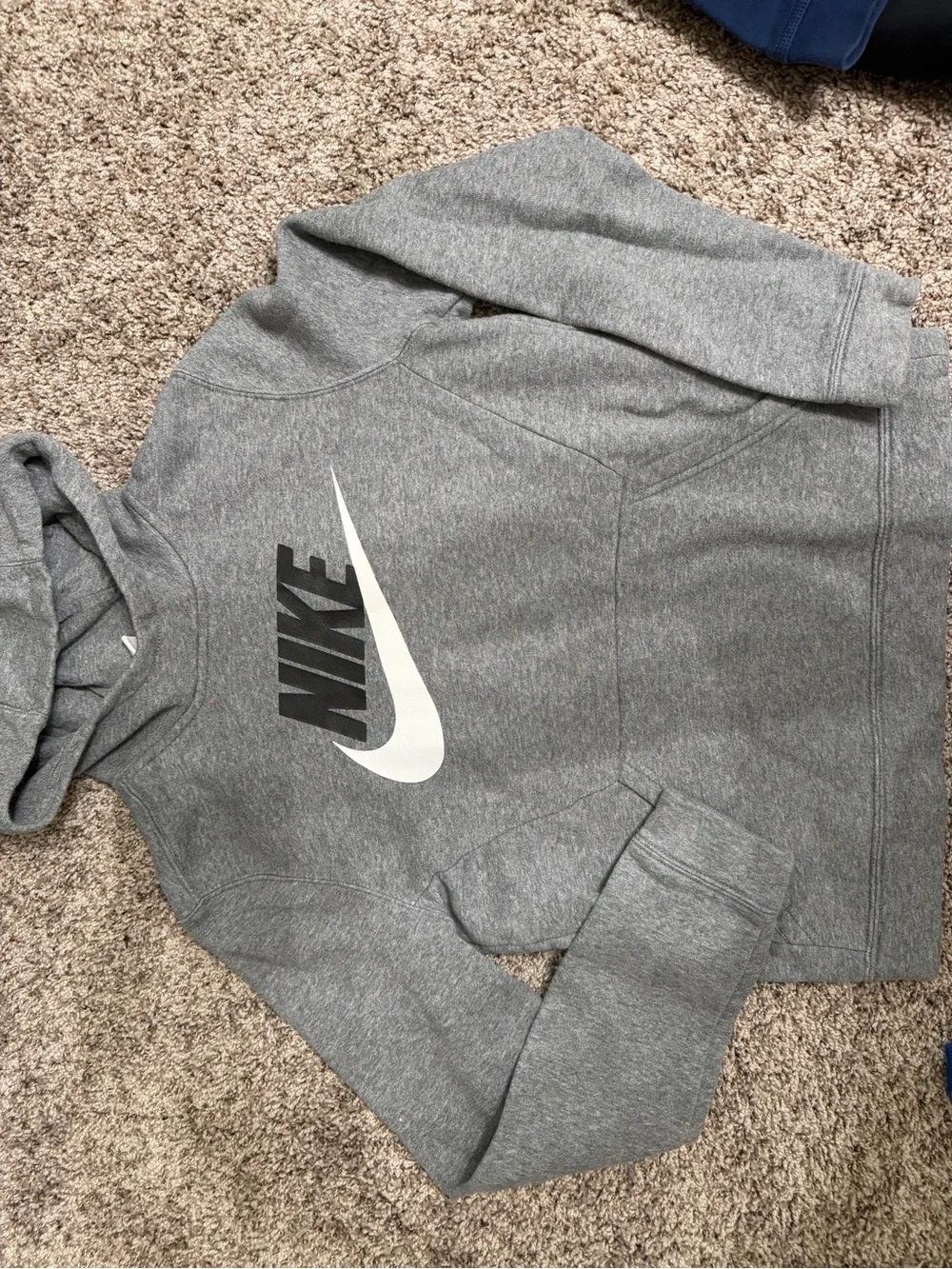 Nike Lot - Nike Hoodies + 5 Tshirts YL
